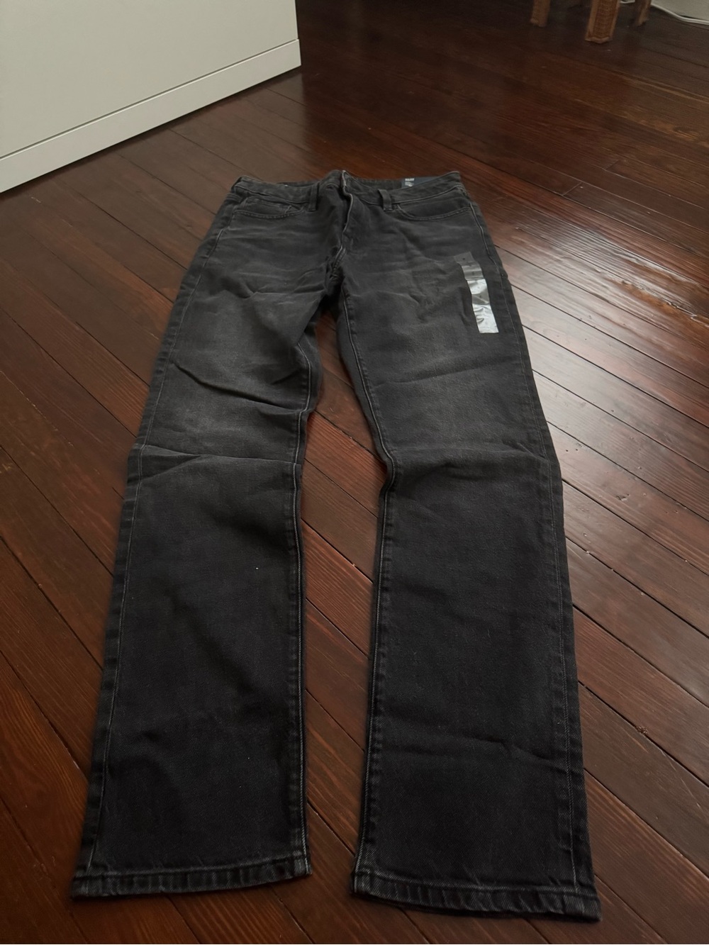 American Eagle Outfitters Women’s Skinny Jeans in Black Wash